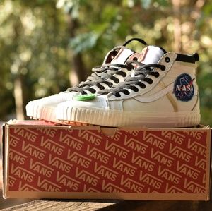 Vans NASA Space Voyager